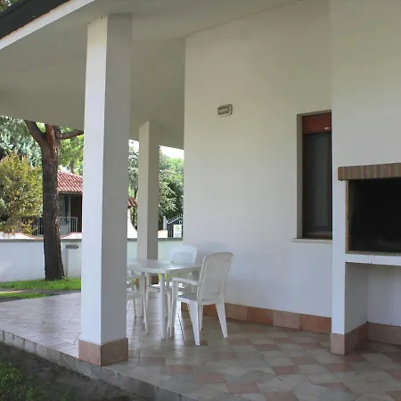 Delightful Holiday In Near Sea * Lido di Volano