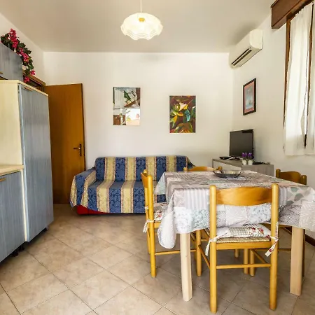 Delightful Holiday In Near Sea Holiday home